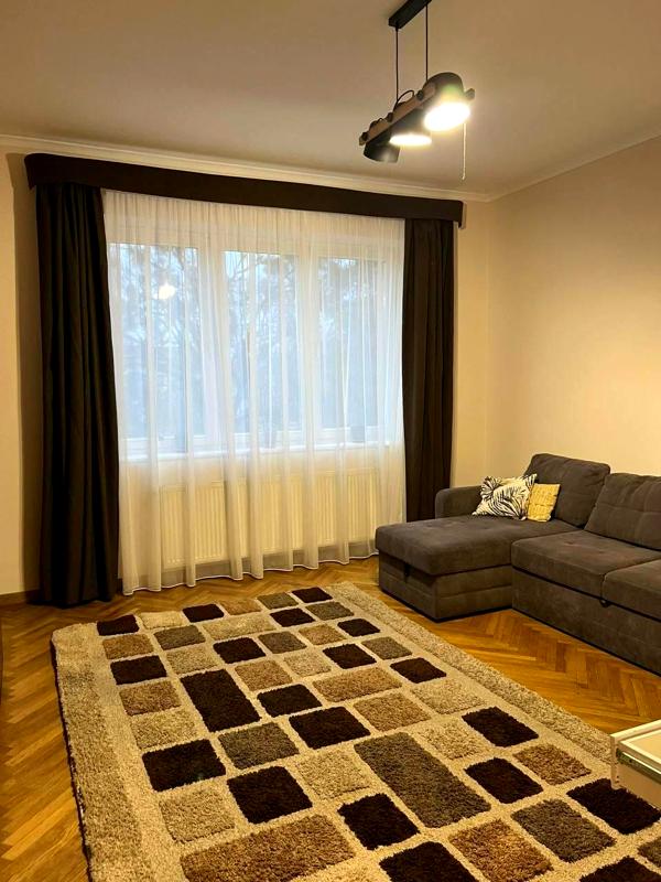 3-Room Apartment with Luxury Euro Renovation and Full Amenities