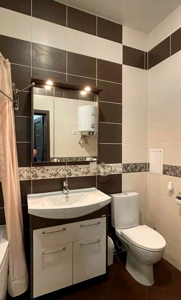 2-Bedroom Apartment in Novopecherski Lipki Complex