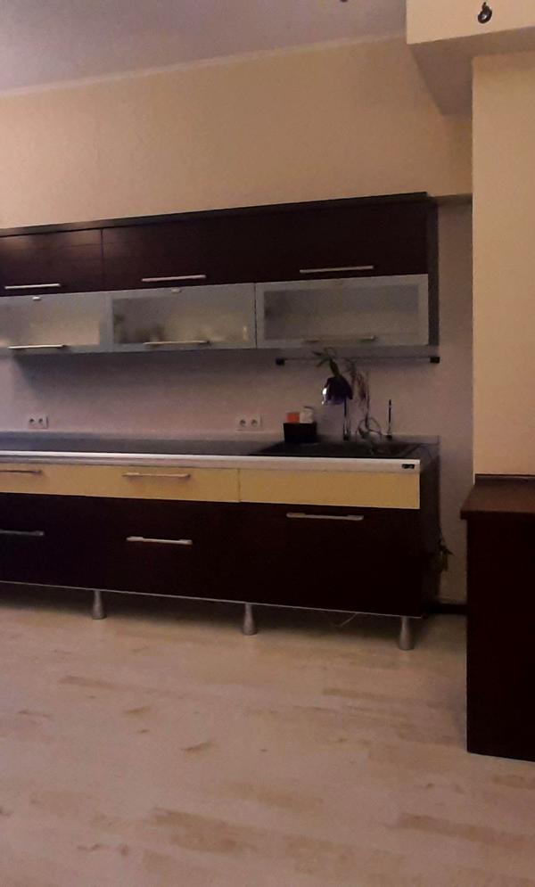 Spacious 2-room apartment in Marseille residential complex