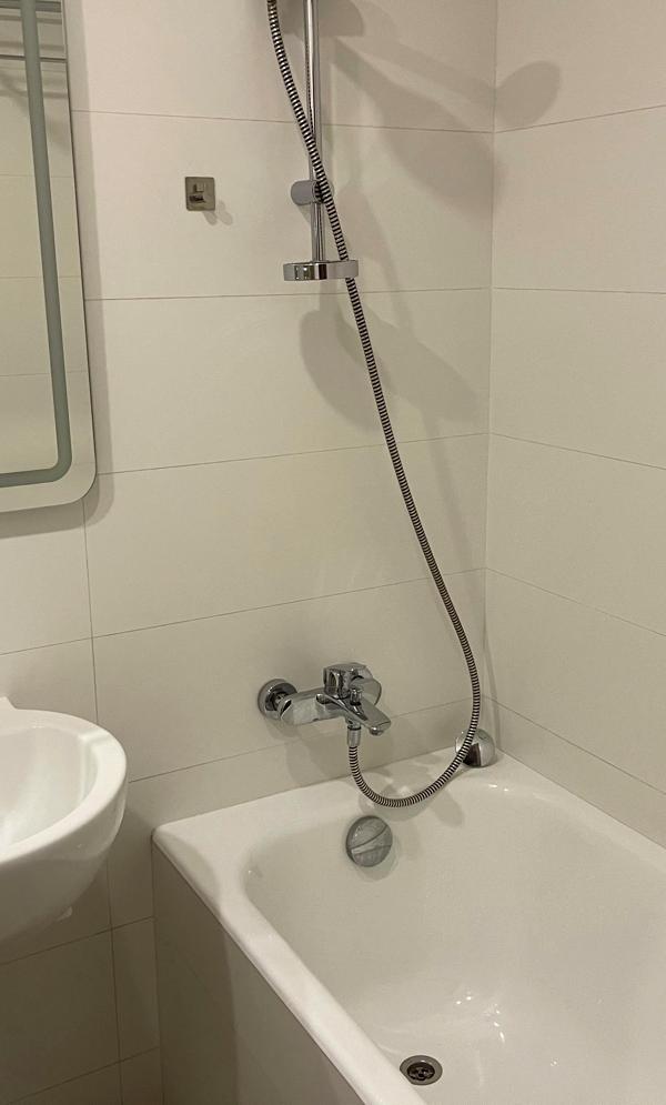Two-room apartment in Obolon with modern furnishings near shopping center