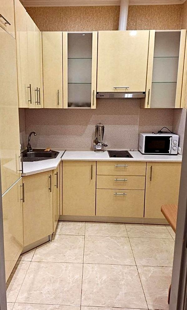2-Room Apartment in Primorsky District, Sredne-Fontanskaya Street, Miracle City Complex