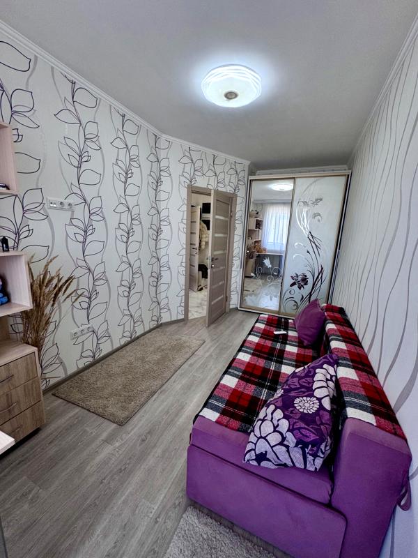 Two separate rooms in new Kontinient Complex, Odessa