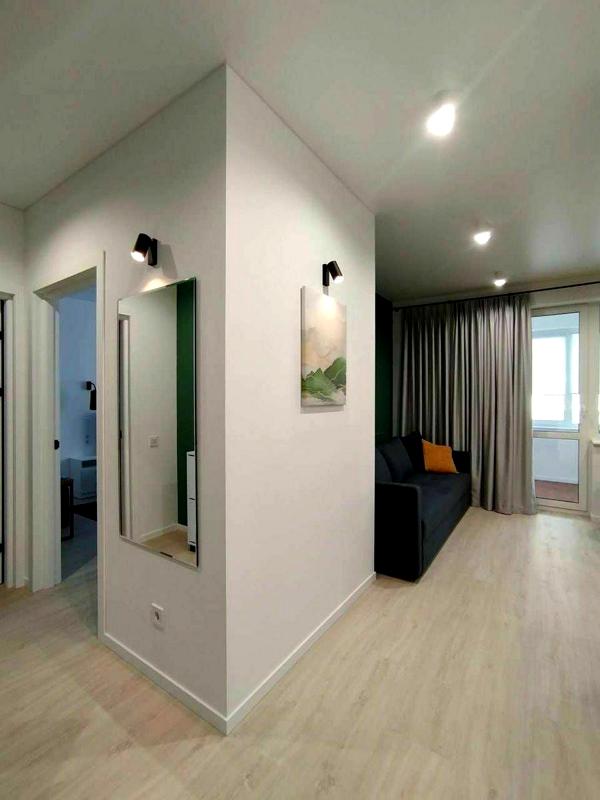 Designer Apartment in Shevchenkivskyi Complex with Modern Amenities