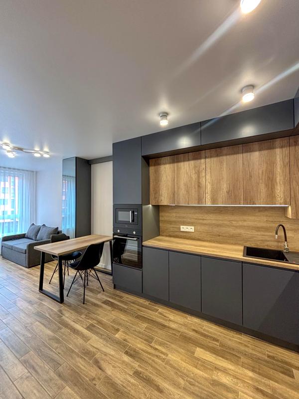 Spacious 1-bedroom apartment near Duck's Lake with modern amenities