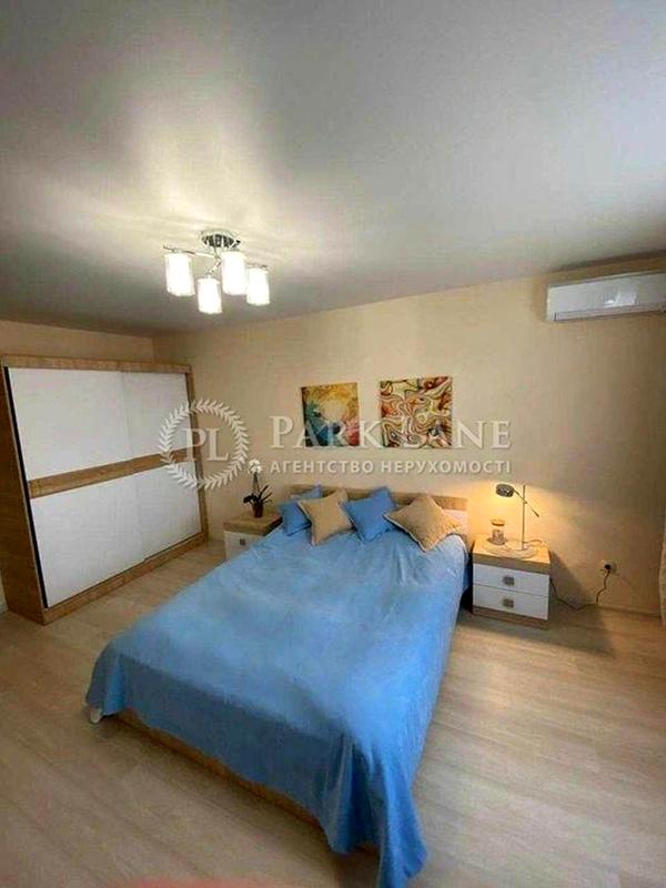 1-Bedroom Apartment in Revutsky Complex, Modern Renovation