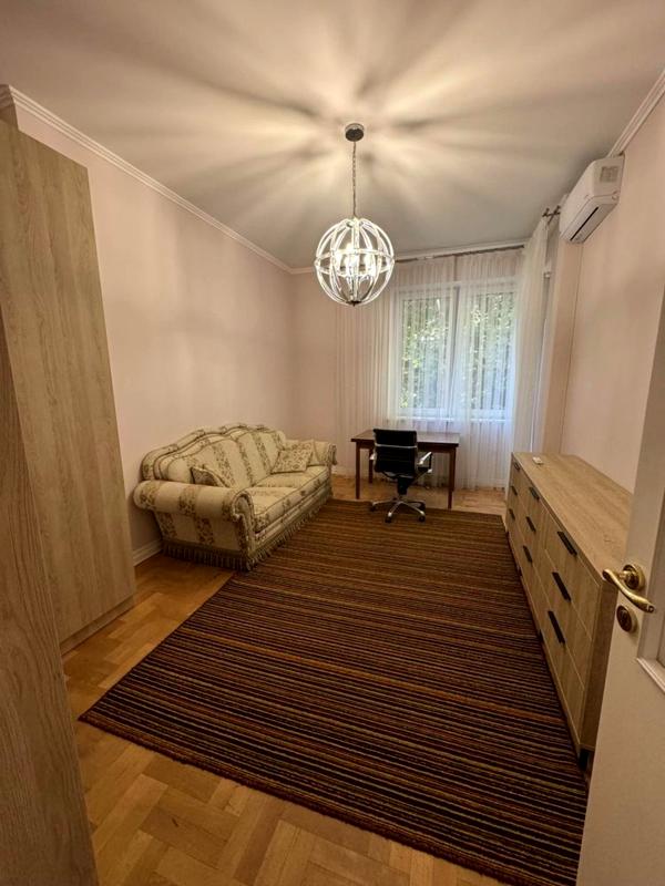 Cozy Two-Room Apartment Near Lviv City Center