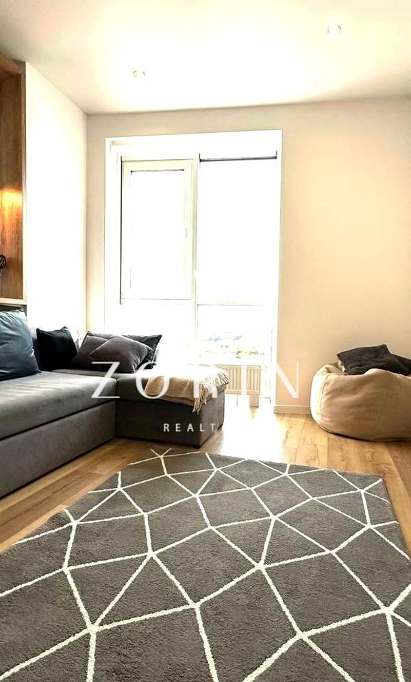 2-Room Apartment in Panorama Complex with Modern Design