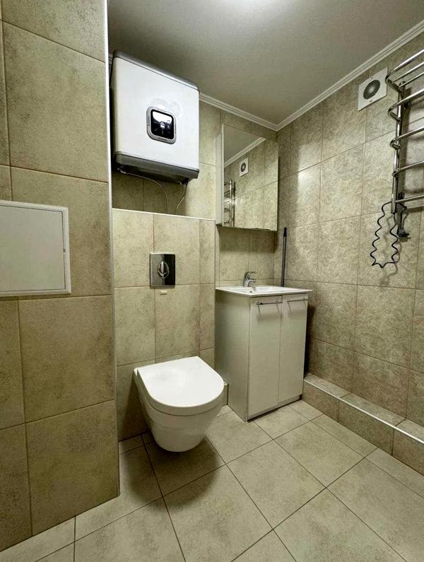 Functional Studio Apartment with Modern Design
