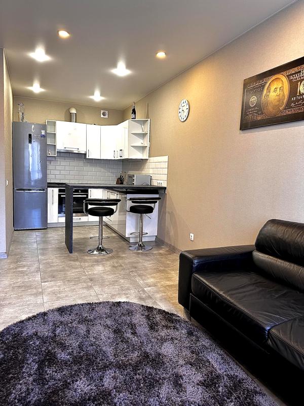Studio Apartment near Slavutych Metro with Comfortable Amenities