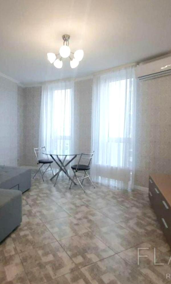 Apartment with Amazing Rusanivskyi Canal View - Fully Furnished