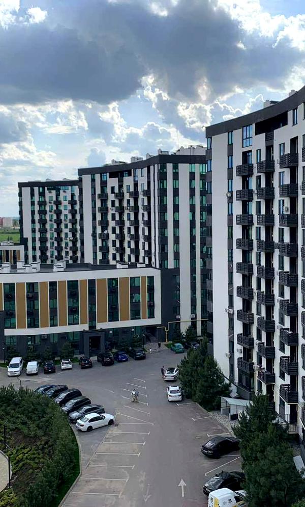 1-Bedroom Apartment in Uytny Kvartal Complex with Modern Amenities