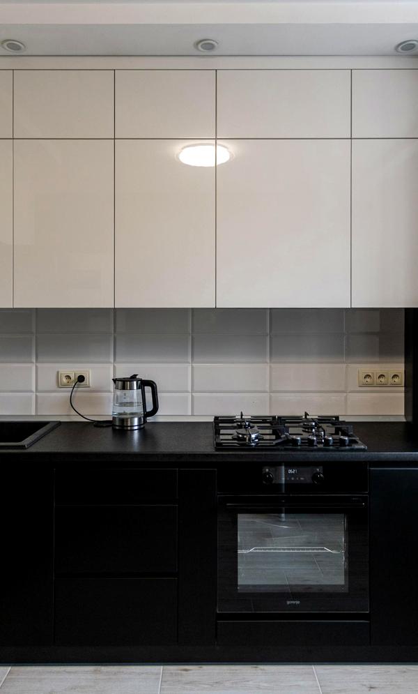 Modern 1-bedroom apartment in new building, fully furnished