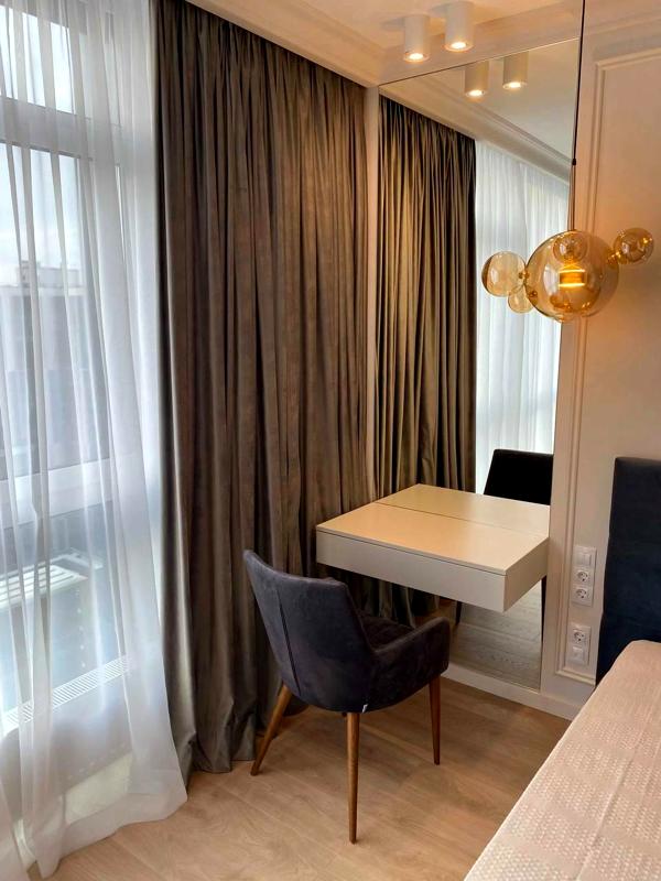 2-Bedroom Apartment in French Quarter 2, Kyiv