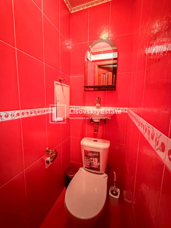 1-Room Apartment on Beresteysky Prospect, Fully Equipped