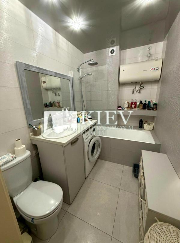 1-Bedroom Apartment in Campus Complex, Nyzhnoklyuchova Street