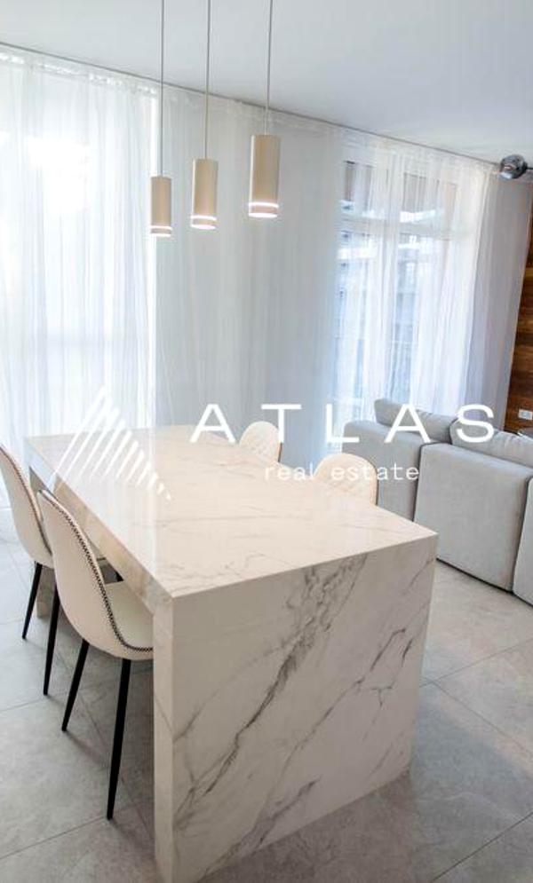 One-bedroom apartment in Avalon Complex, Zamarstylivska Street
