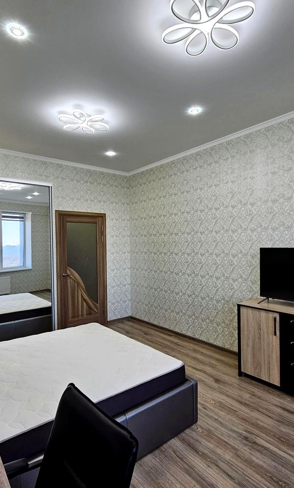 Two-bedroom Studio Apartment in Sunny Riviera Complex near Waterfront