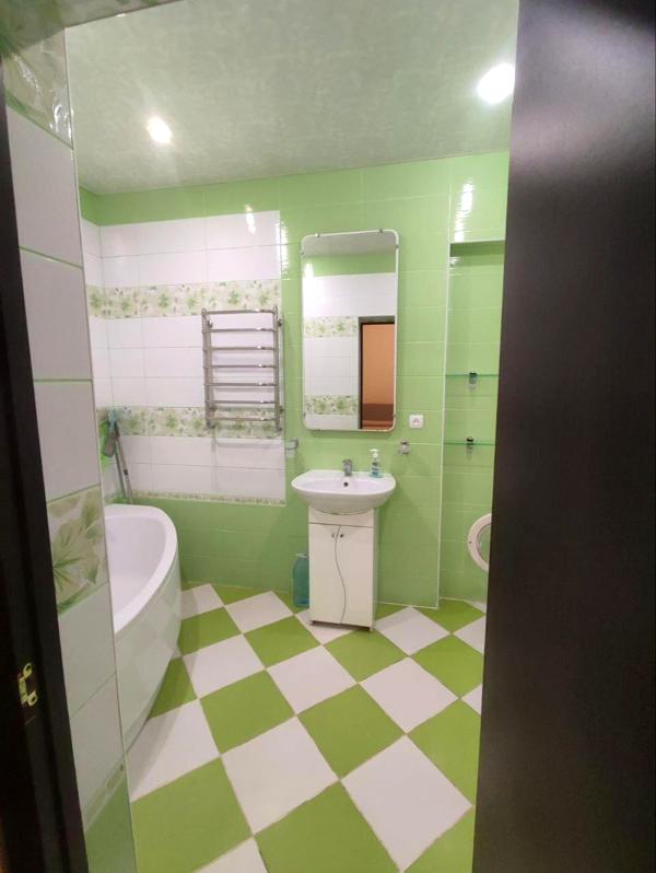 Cozy 1-bedroom apartment in central Lviv with private entrance