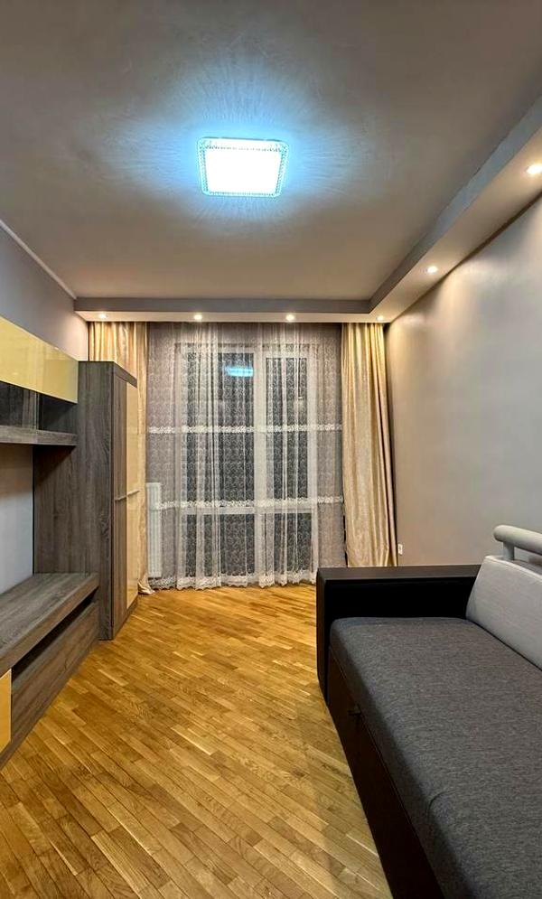 Перфектский көшесіндегі жаңа үйдегі жайлы 1 бөлмелі пәтер