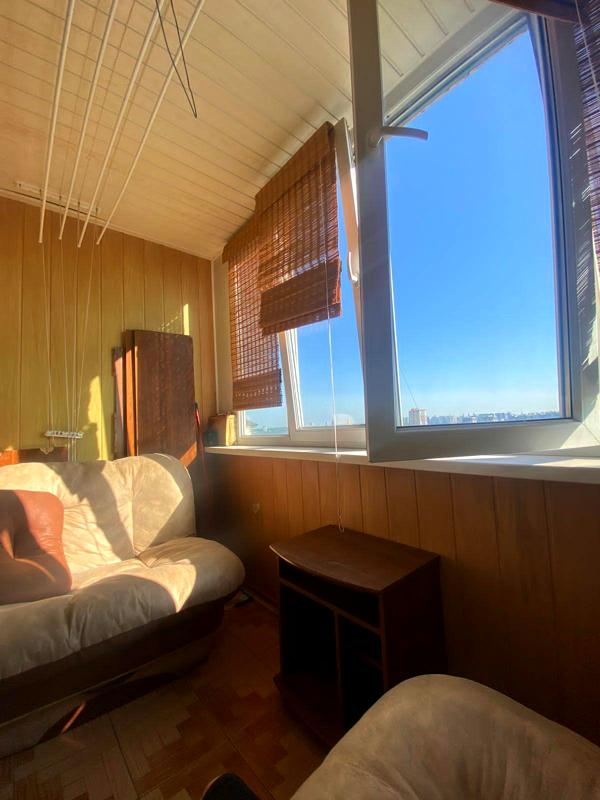 1-Bedroom Apartment in Solomyansky District with Amenities