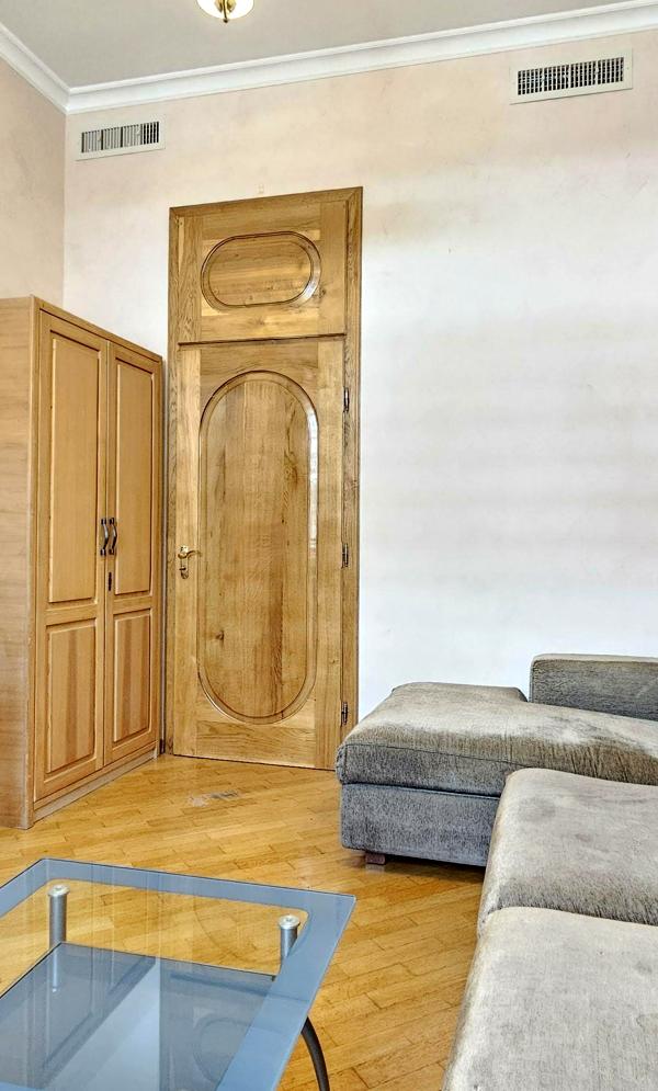 Stylish 3-Bedroom Apartment in Downtown Location