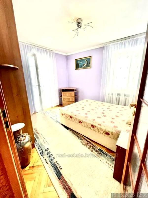 Spacious 4-room apartment in city center near Arsen, 14th floor, two elevators