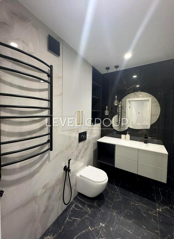 Cozy 1-bedroom studio apartment in Podil Plaza & Residence with panoramic city view