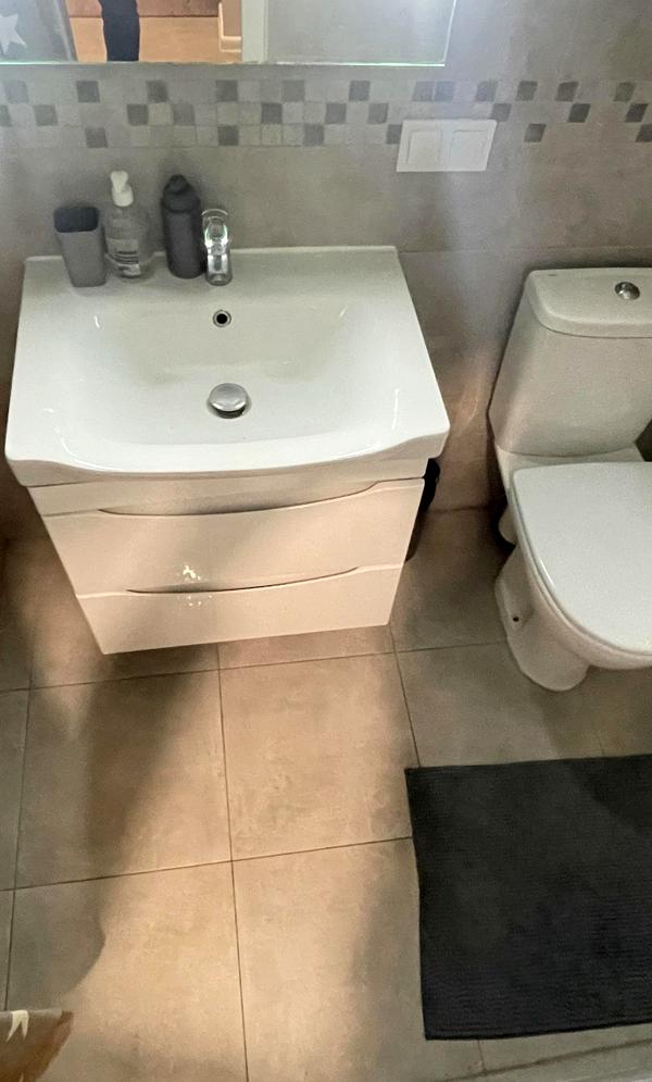 Bright 2-room apartment in central Kyiv near Khreshchatyk