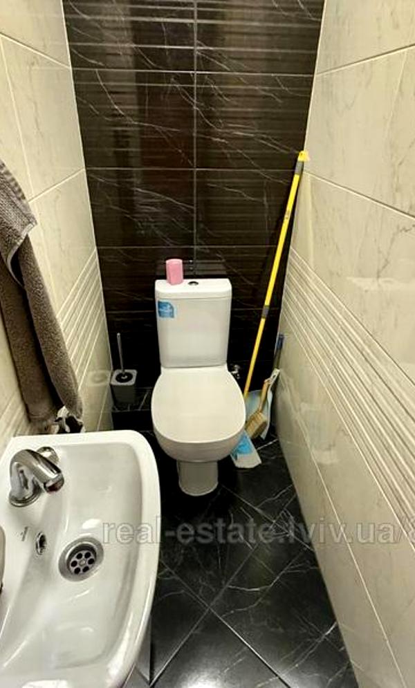 3-Room Apartment in Avalon Complex on Chornovola Street with Eurorepair