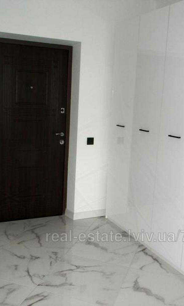 Studio Apartment with Large Balcony Near City Center