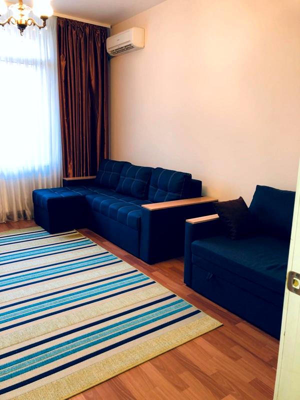 1-Bedroom Apartment in Luxemburg Complex, Ground Floor