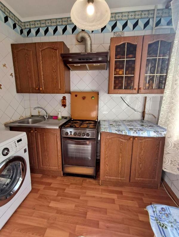 3-Room Apartment near Malinovskogo/Kosmonavtov, Fully Furnished