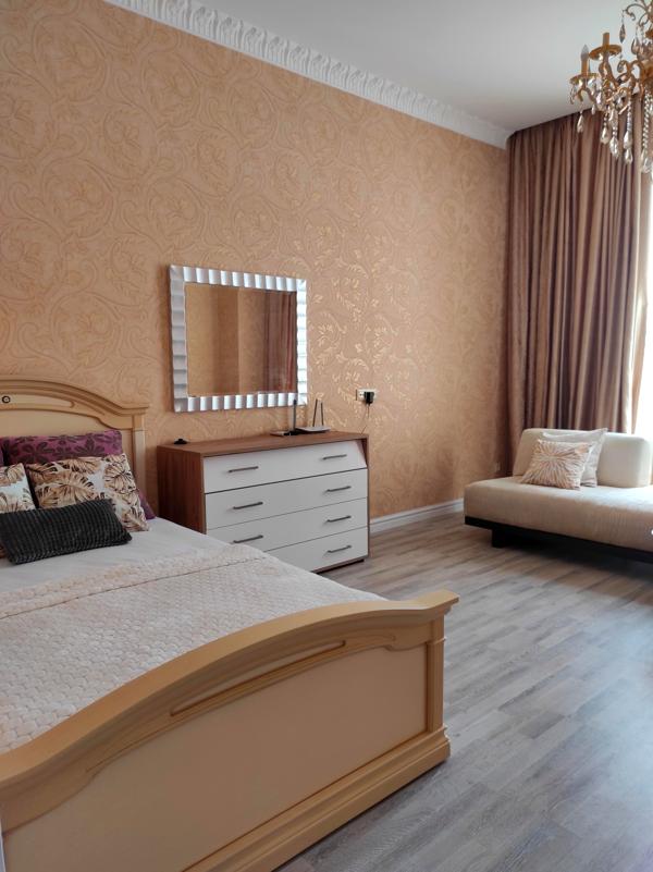Spacious Apartment in Prestigious Mercedes Complex with Sea View