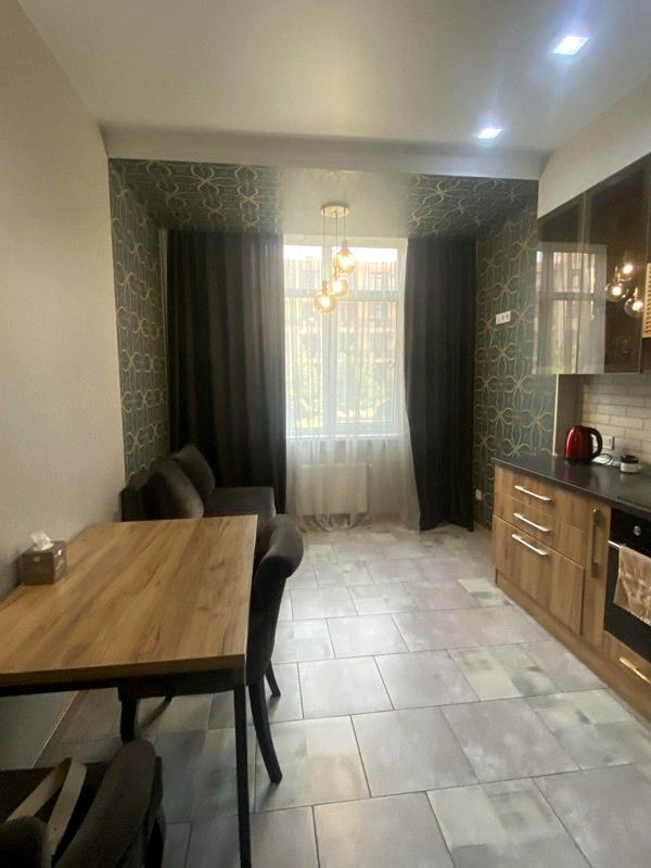 Spacious Sea View Apartment in Arcadia, Odessa