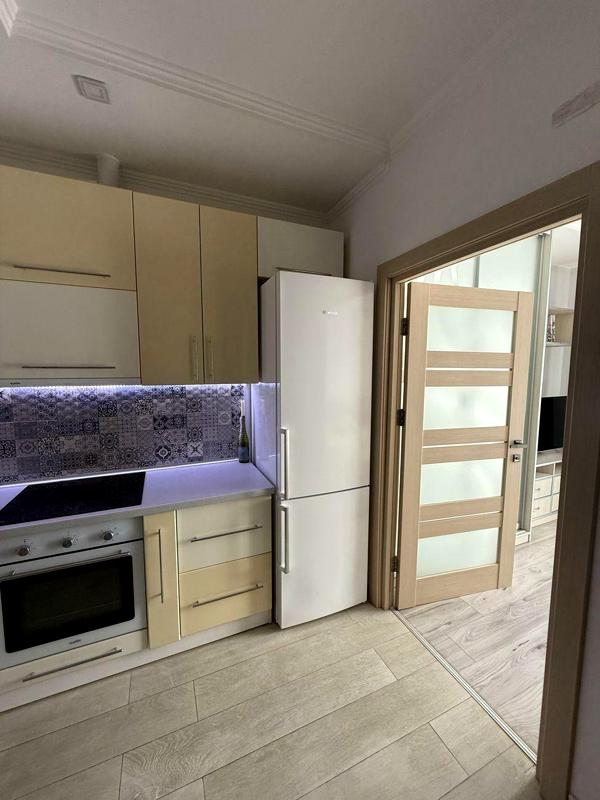 Bright and Spacious 1-Bedroom Apartment in Modern Residential Complex