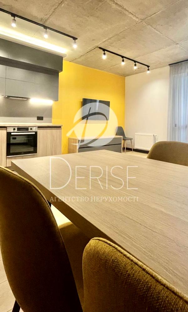 Modern 2-Room Studio Apartment near Beresteiska Metro with Balcony