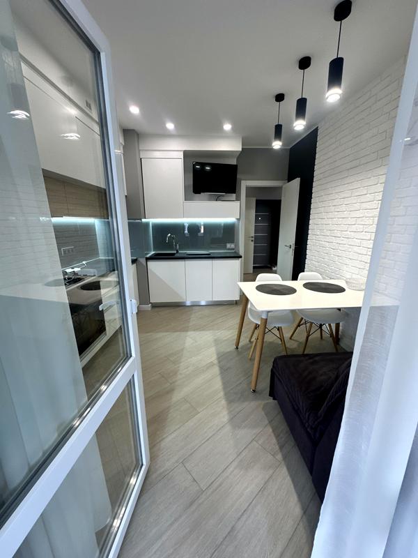 Modern 1-bedroom apartment with designer interior and smart features
