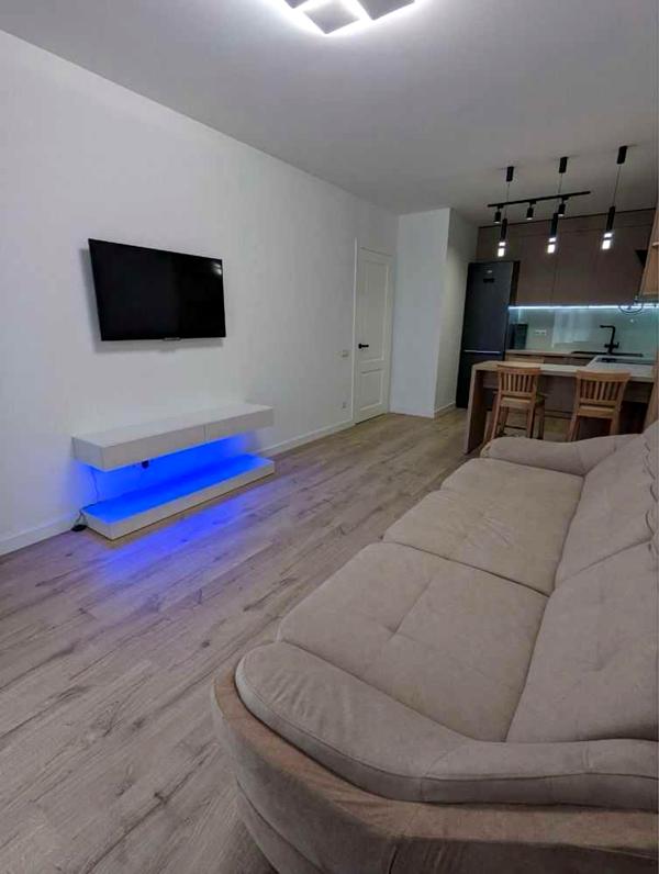 1-Bedroom Apartment with Kitchen Studio in Frankivskyi District
