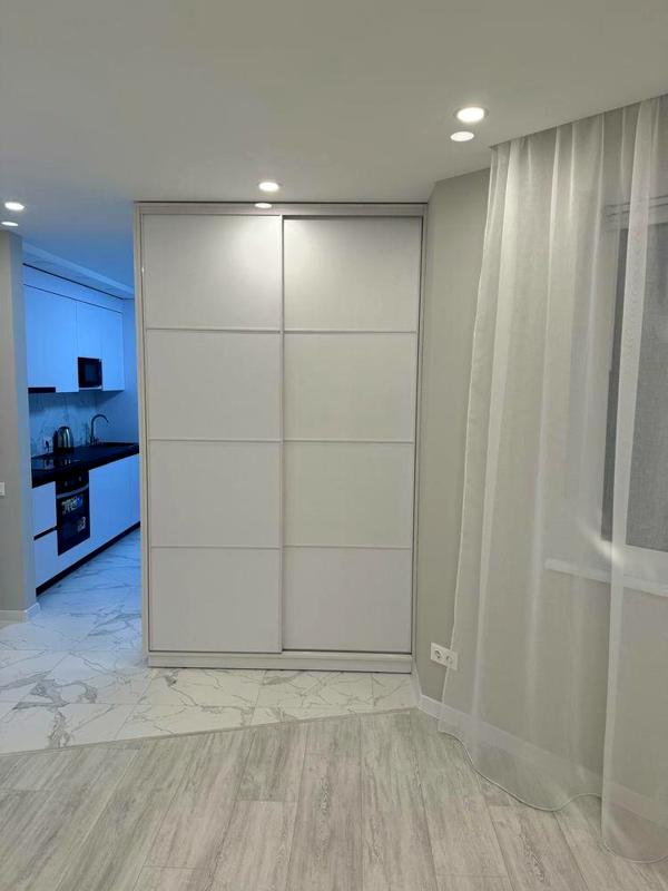Modern Apartment near Beresteiskyi Metro, Fully Furnished