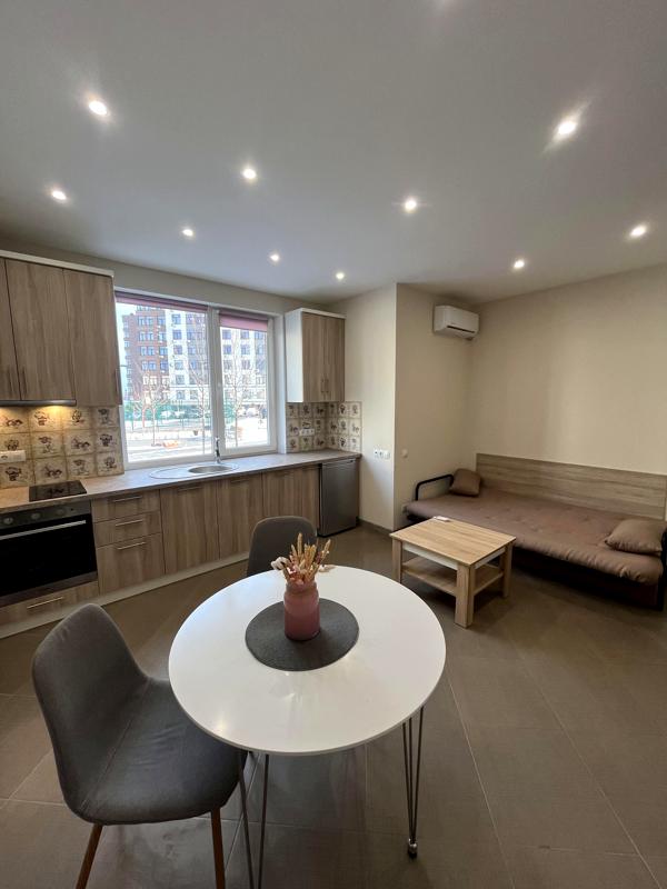 Cozy Modern Studio Apartment in ParkLand Complex near Vasylkivska Metro