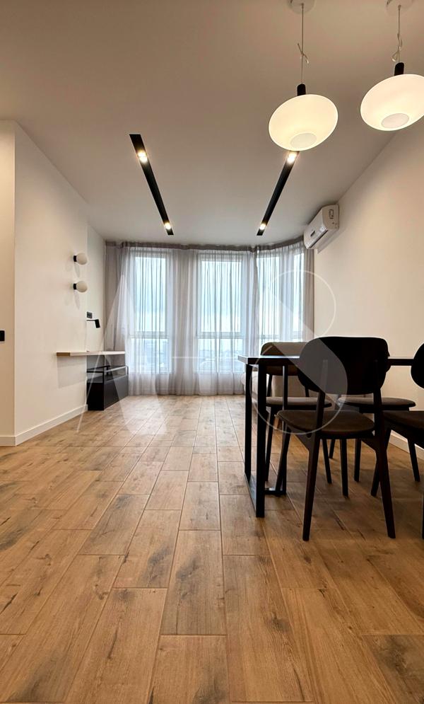 Spacious 4-bedroom apartment in Parus City complex, Lviv