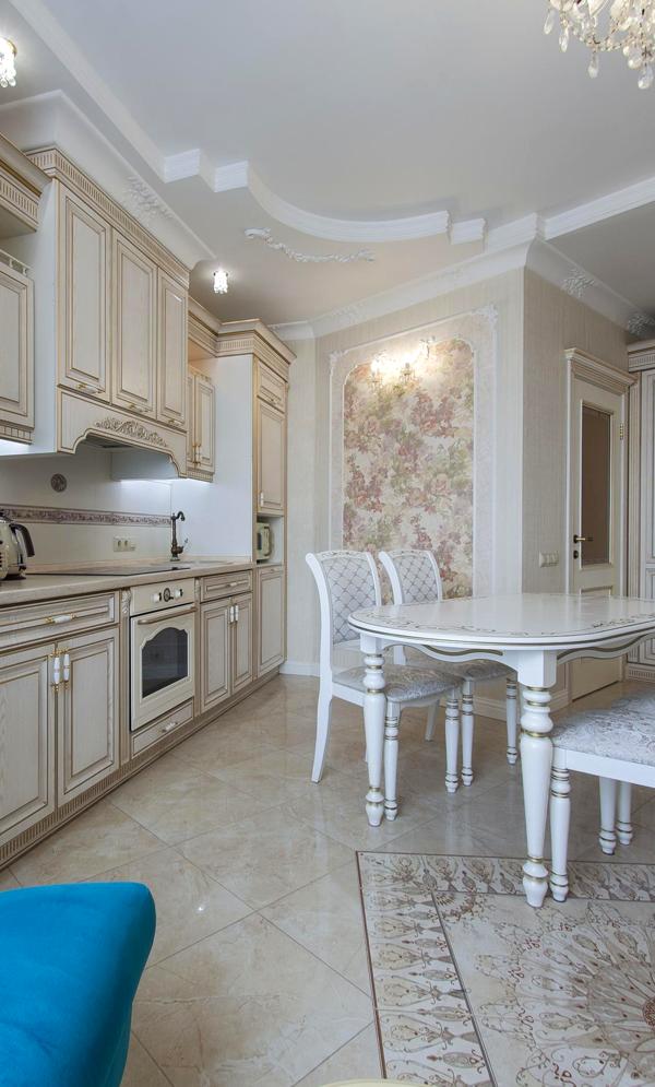 Classic Apartment with Dnieper River View