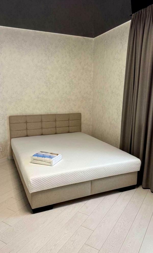 One-bedroom apartment with modern design and comfort features