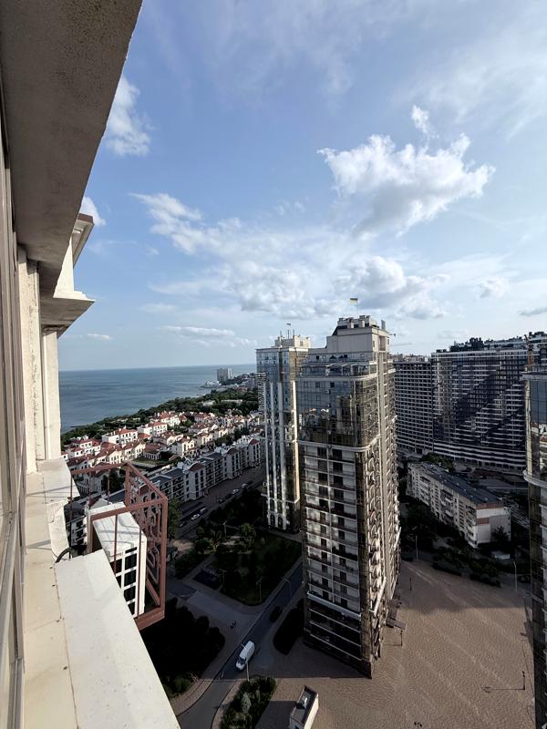Spacious 2-Bedroom Apartment with Sea View at French Boulevard