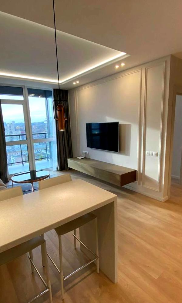 2-Bedroom Apartment in French Quarter 2, Kyiv