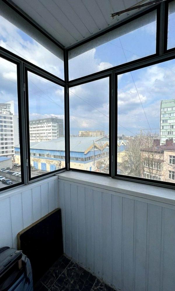 1-Bedroom Apartment with Renovation near Chornovovla Street