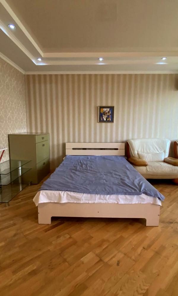 Studio Apartment on Kharkivske Highway with Eurorepair