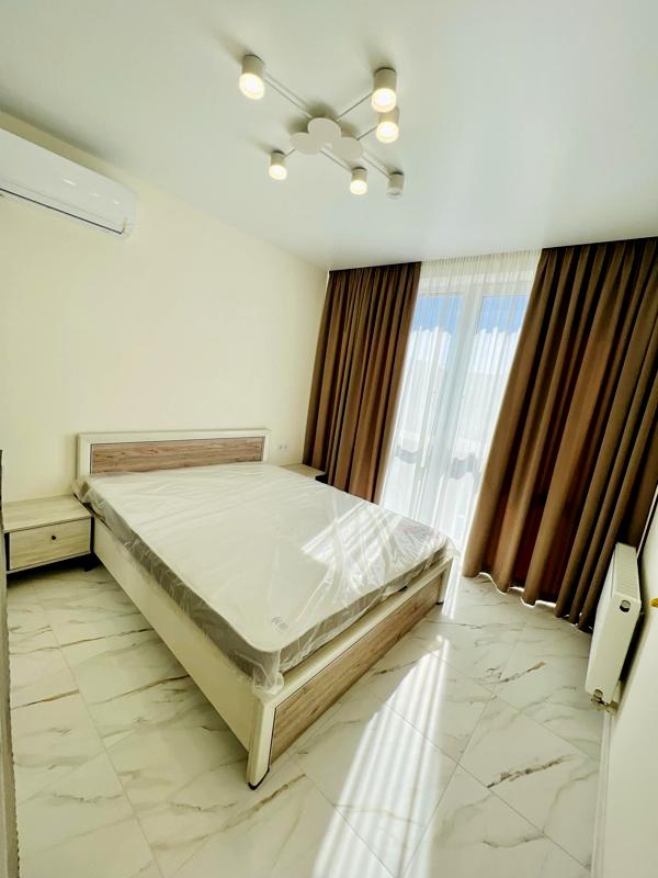 2-Room Apartment near Park and Lake, First Lease, Stryjska Street