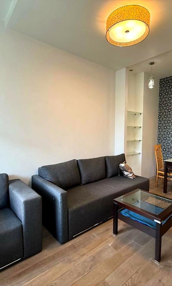 3-bedroom apartment near Golden Gate and key Kyiv landmarks
