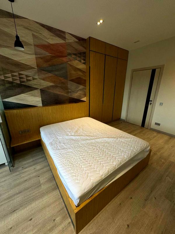 Designer Apartment at Chornovola Avenue, Skhid Sontsia Complex